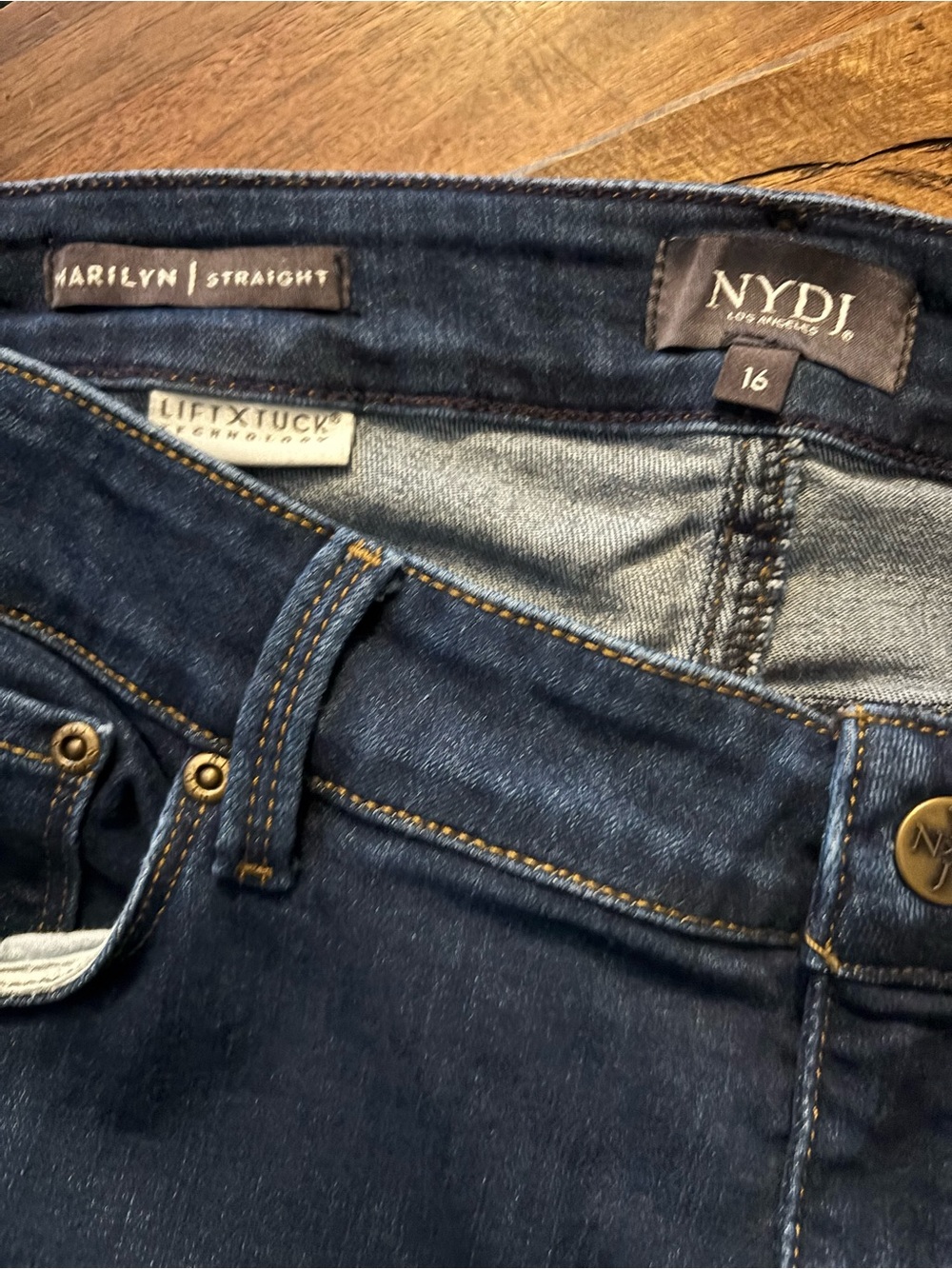 NYDJ Marilyn Lift and TuckJeans -Plus Size 16 EUC